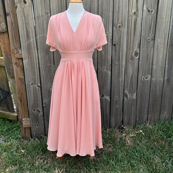 GAL MEETS GLAM Jane Tie Waist Midi Dress Coral PINK CREPE V NECK SIZE 4 - Picture 2 of 9